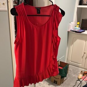 Red Sleeveless Top